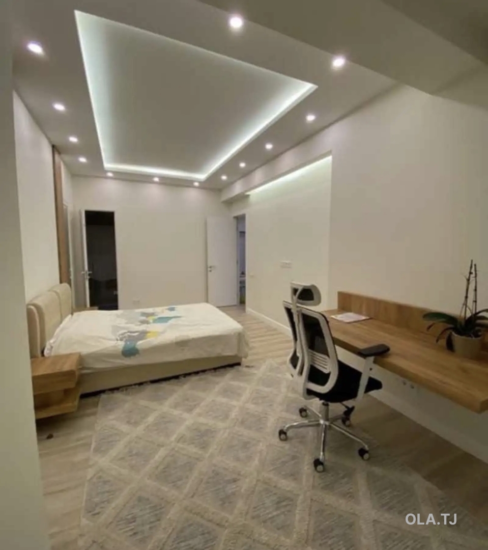 3 комнатная квартира, 14 этаж, 100 м²