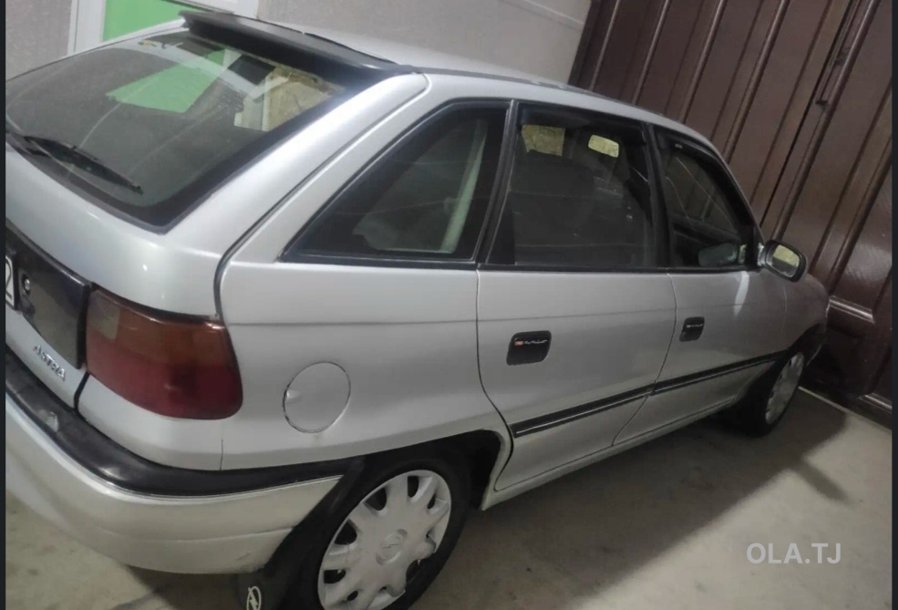 Opel Astra F,  1992