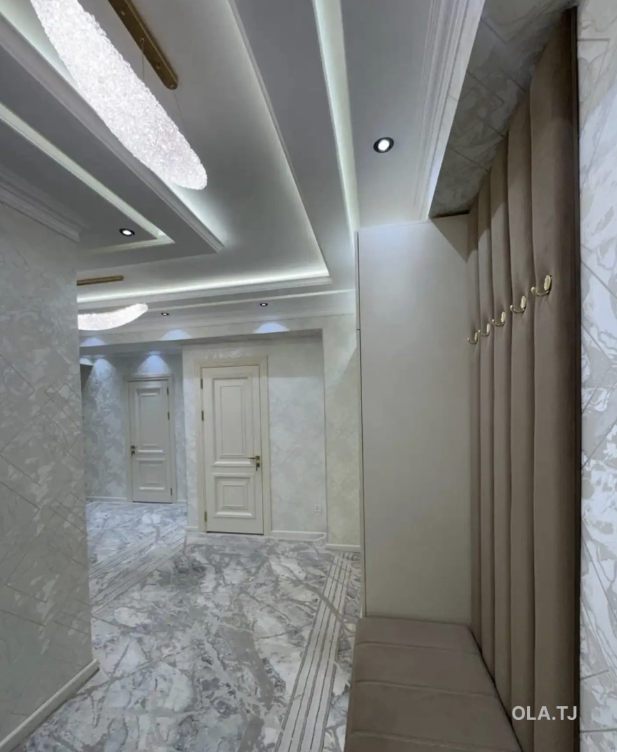 3 комнатная квартира, 3 этаж, 125 м²