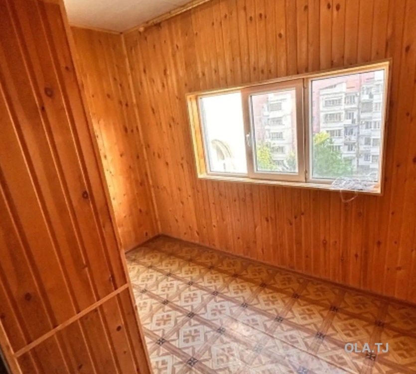 4 комнатная квартира, 4 этаж, 75 м²