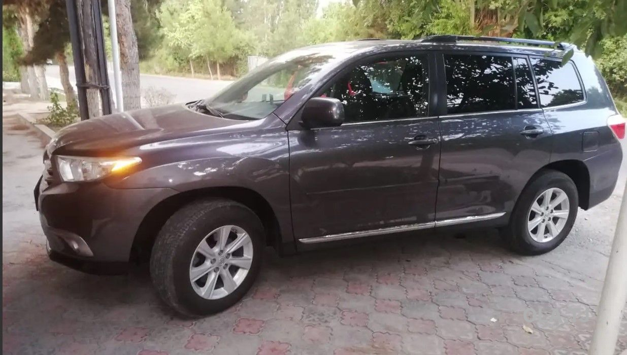 Toyota Highlander,  2012