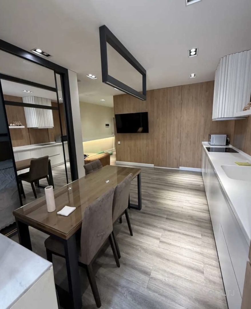 1 комнатная квартира, 10 этаж, 42 м²