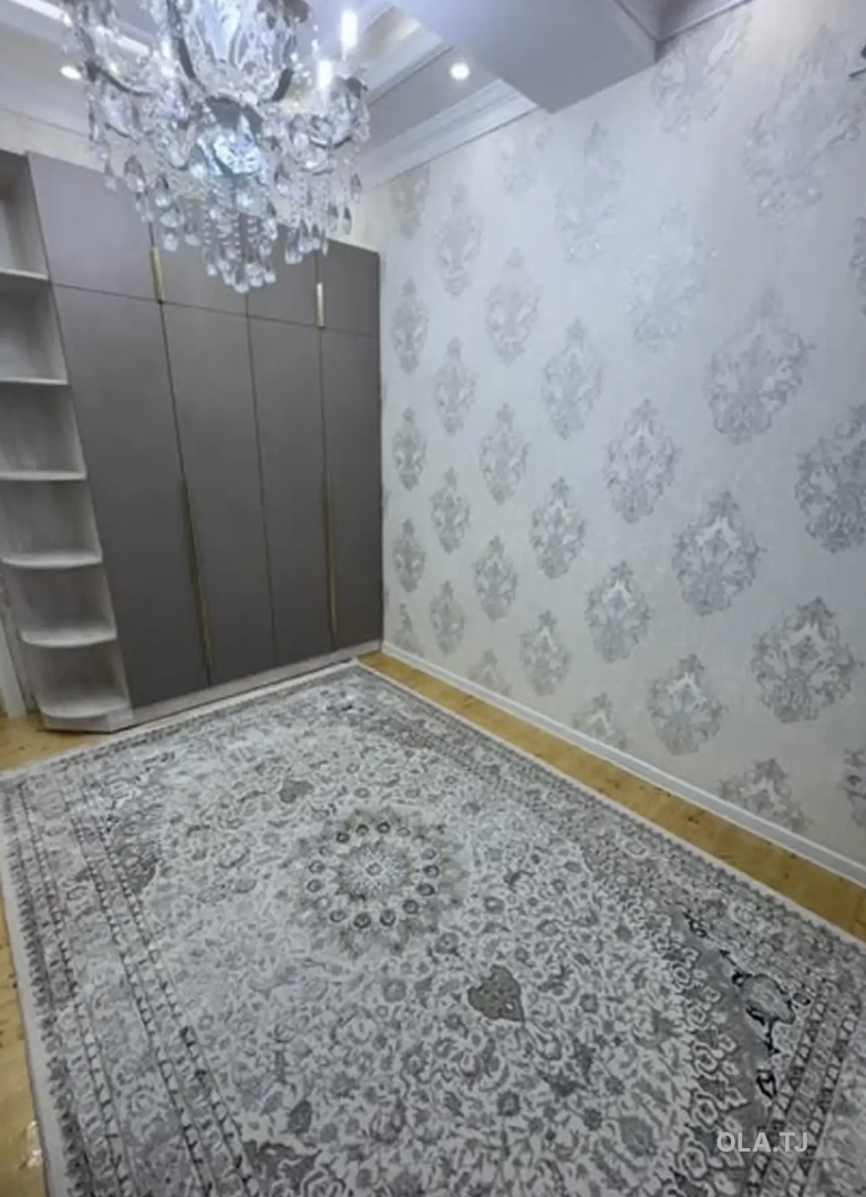 3 комнатная квартира, 6 этаж, 107 м²
