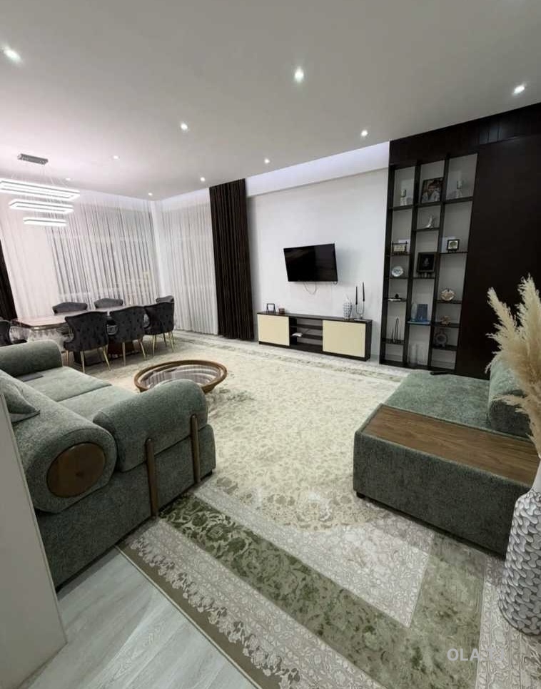 3 комнатная квартира, 10 этаж, 120 м²