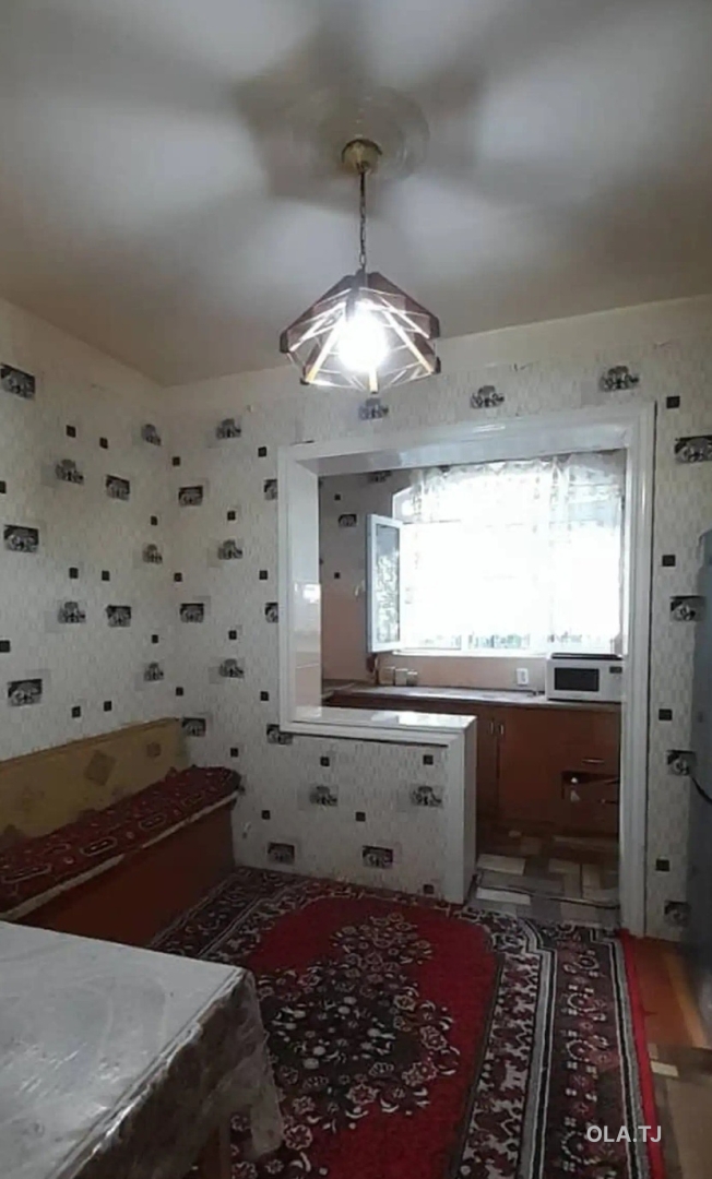 4 комнатная квартира, 1, 88 м²