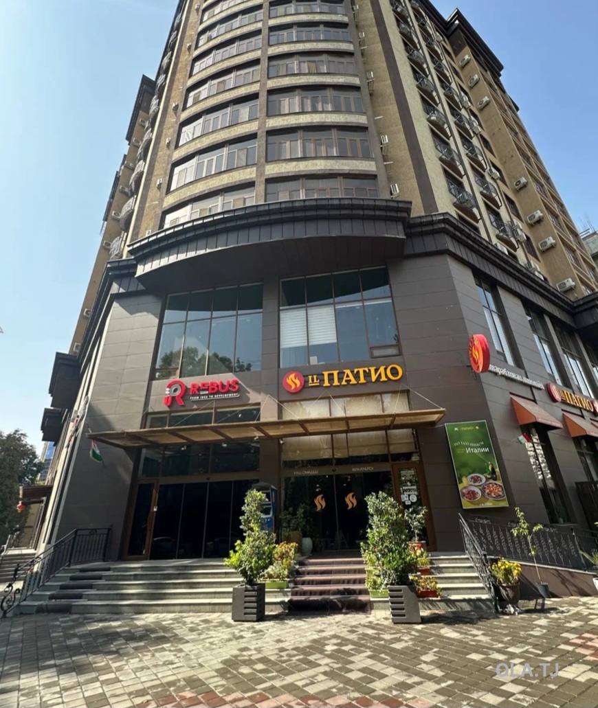 4 комнатная квартира, 9, 176 м²