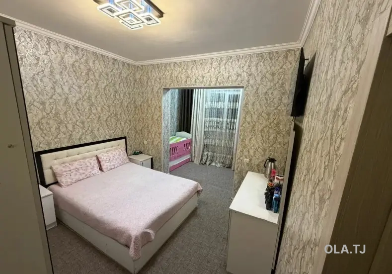 5 комнатная квартира, 3 этаж, 105 м²