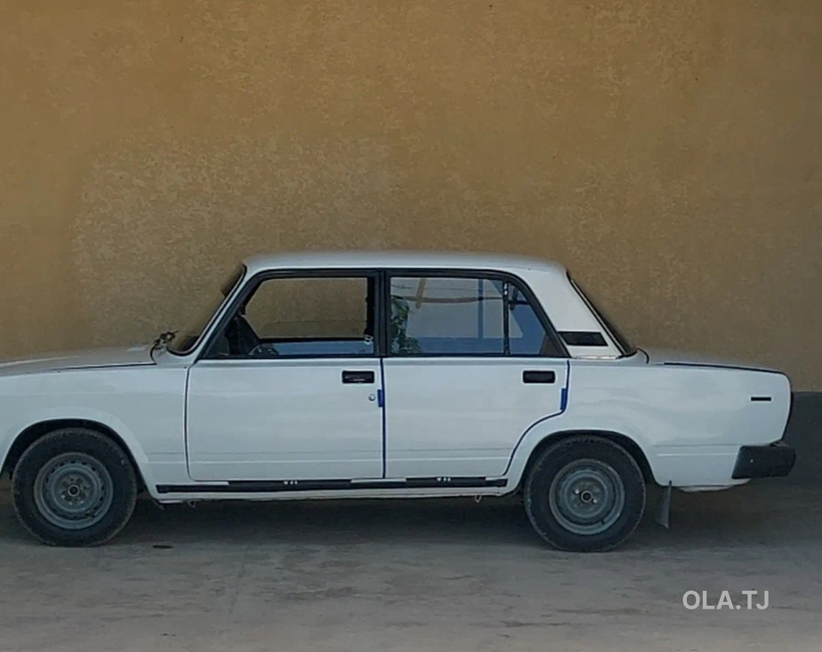 ВАЗ (Lada) 2107,  2000