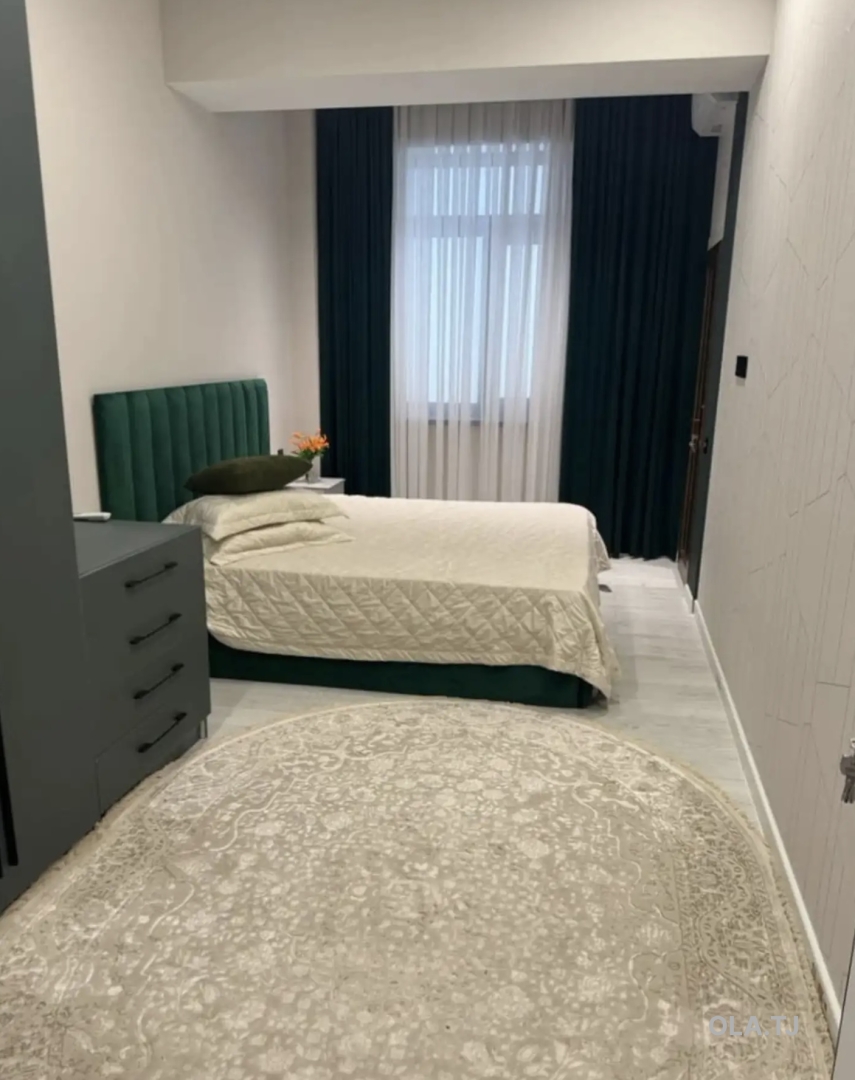 3 комнатная квартира, 16 этаж, 90 м²
