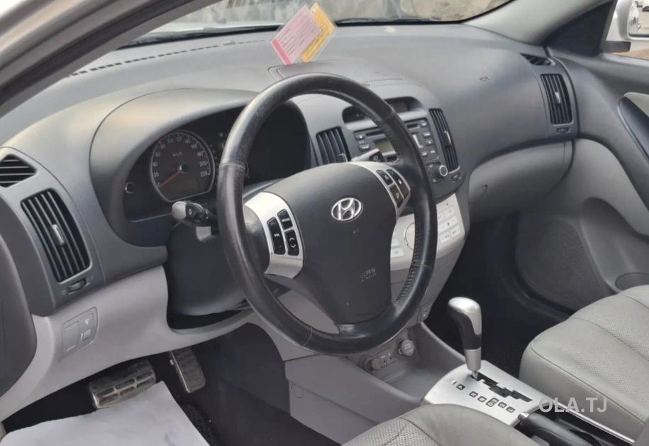Hyundai Avante,  2008