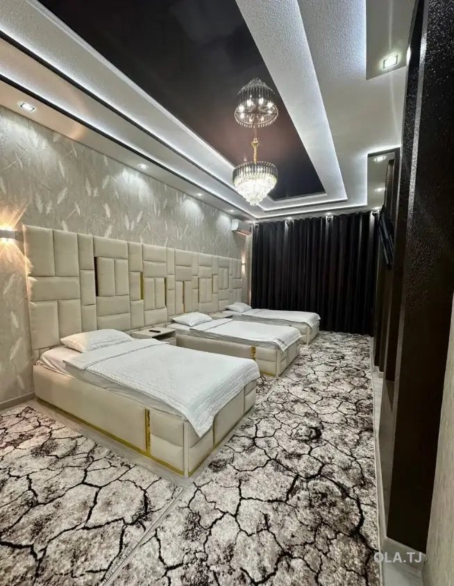 3 комнатная квартира, 2 этаж, 122м²