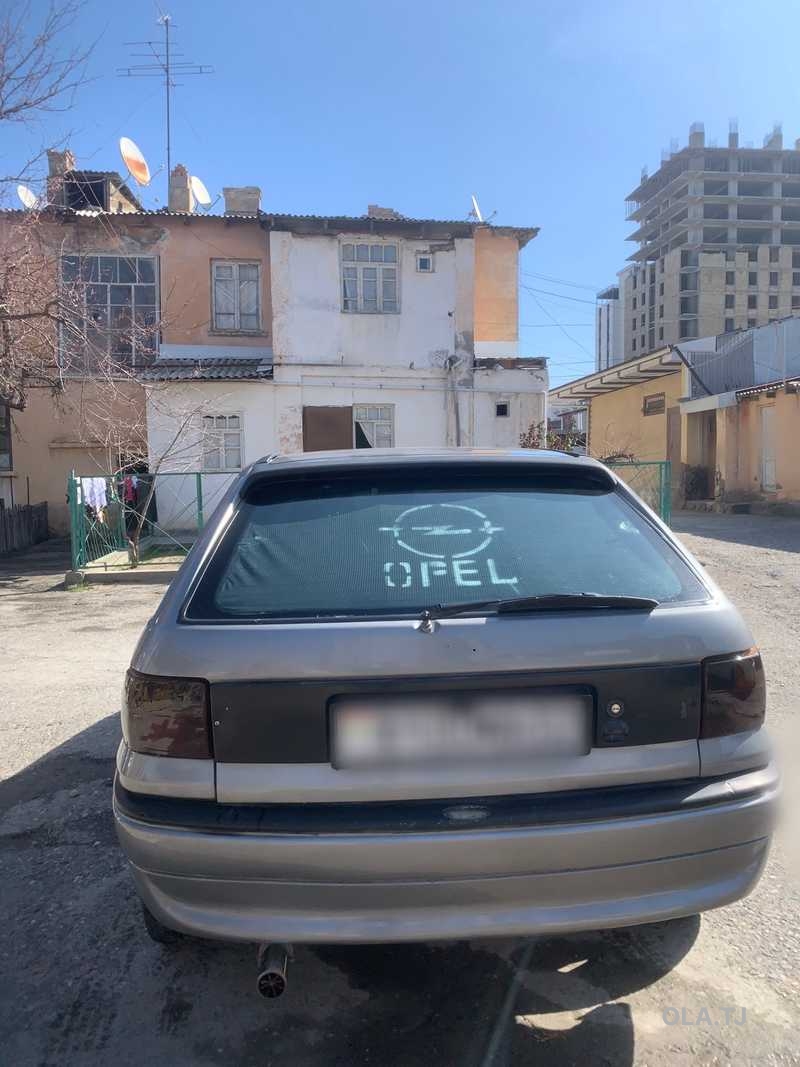 Opel Astra F,  1995
