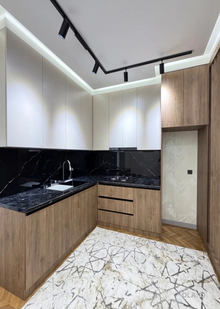 4 комнатная квартира, 7, 103 м²