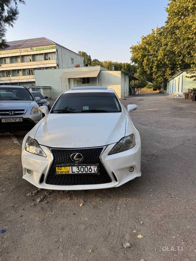 Lexus IS,  2011