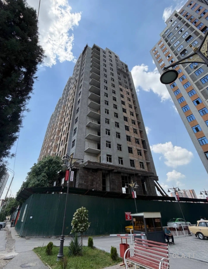2 комнатная квартира, 17 этаж, 72 м²