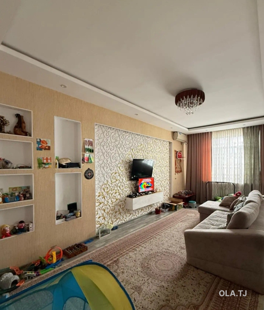 4 комнатная квартира, 9, 137 м²