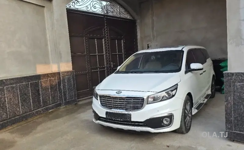 Kia Carnival,  2015