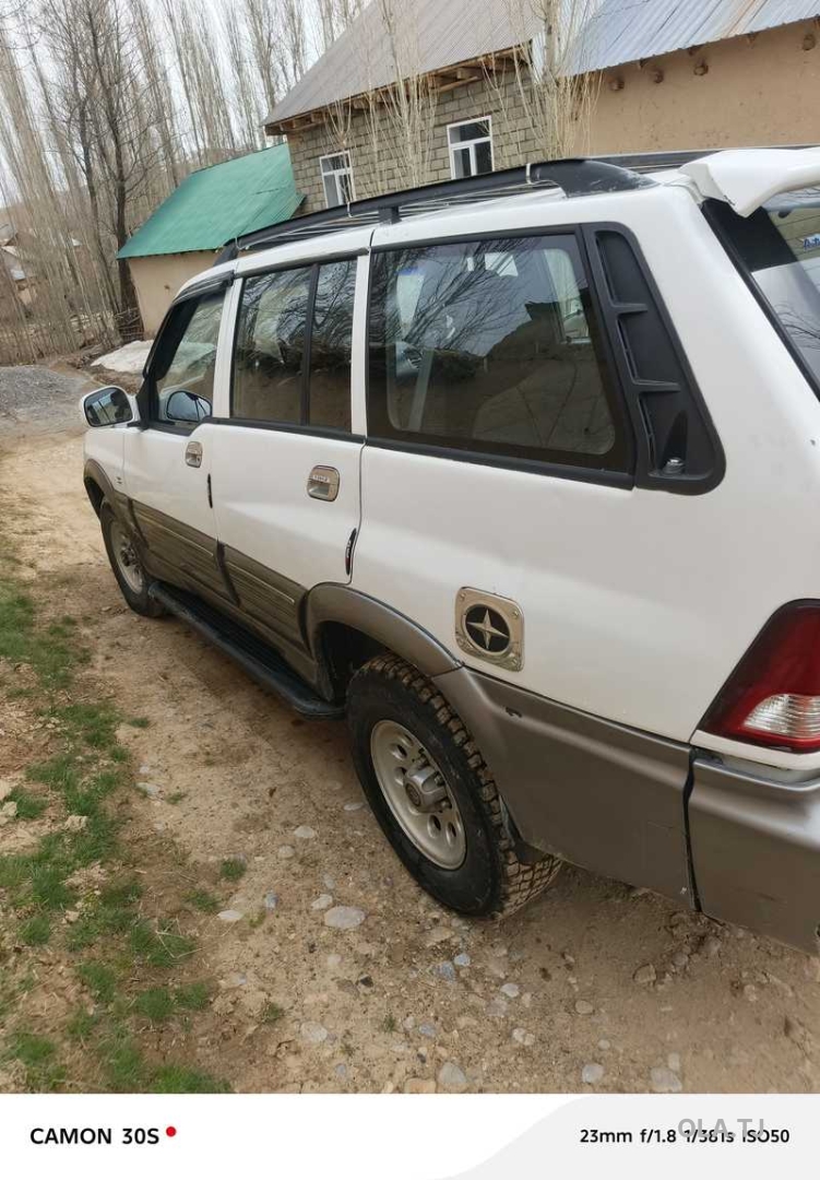SsangYong Musso,  2000