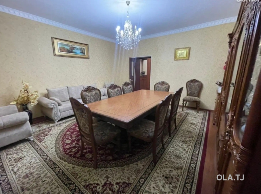 4 комнатная квартира, 2, 110 м²