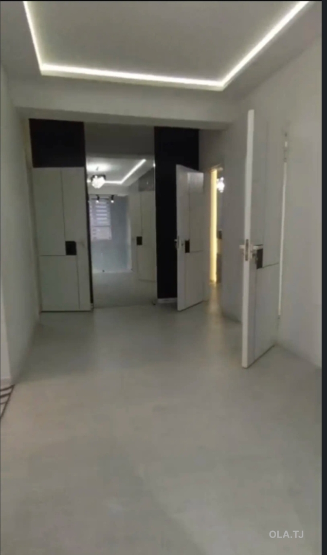 6 комнатная квартира, 16 этаж, 210 м²