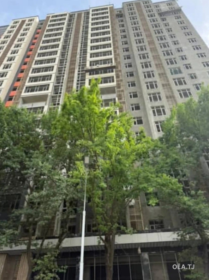 4 комнатная квартира, 9, 107 м²
