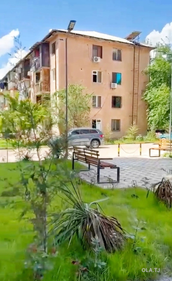 3 комнатная квартира, 8 этаж, 106 м²