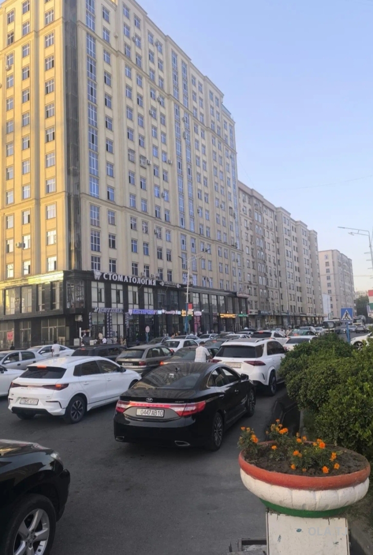 3 комнатная квартира, 6 этаж, 90 м²