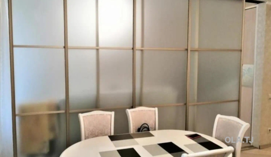 2 комнатная квартира, 8 этаж, 89 м²