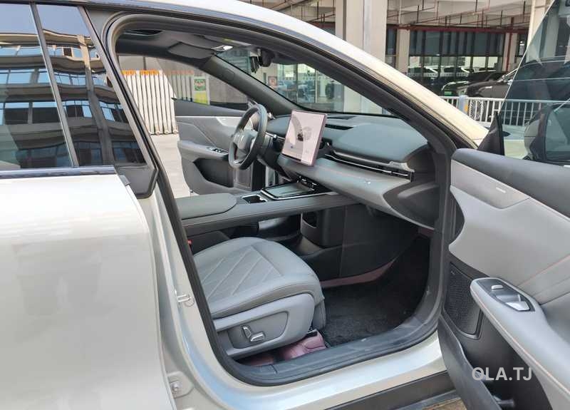 Changan Qiyuan Q06,  2025
