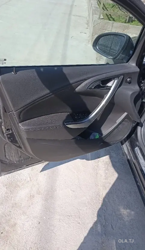 Opel Astra J,  2014