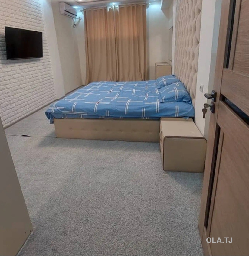 3 комнатная квартира, Цокольный этаж, 95 м²