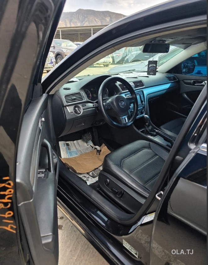 Volkswagen Passat,  2015