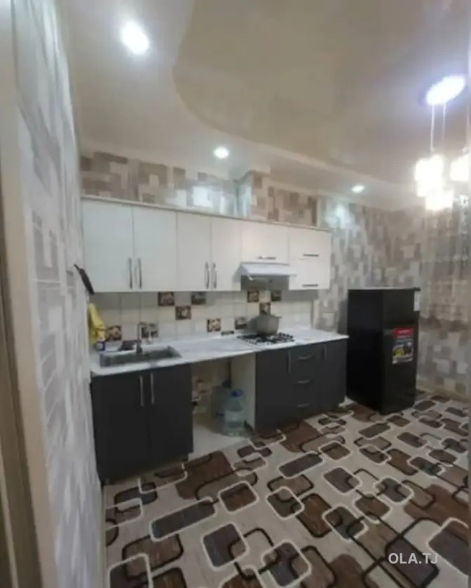 2 комнатная квартира, Цокольный этаж, 75 м²