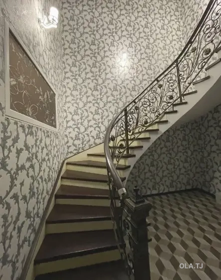 5 комнатная квартира, 7 этаж, 145 м²