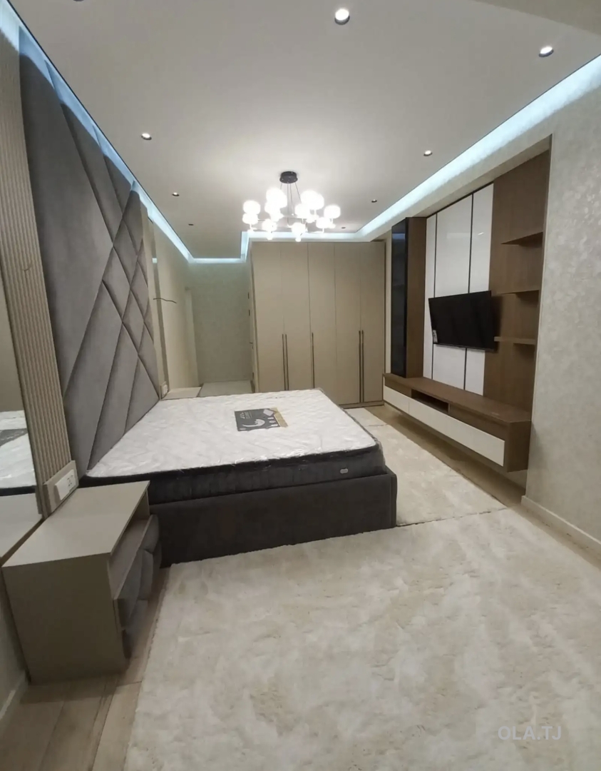 3 комнатная квартира, 8 этаж, 116 м²