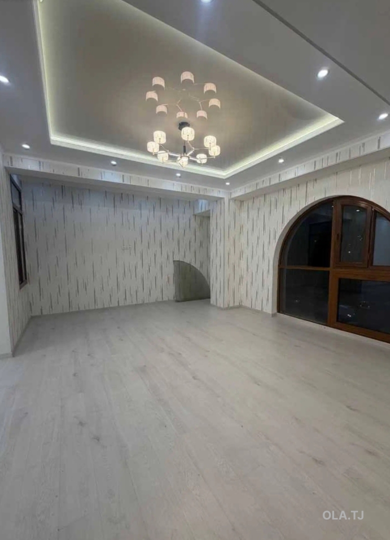 5 комнатная квартира, 4 этаж, 160 м²