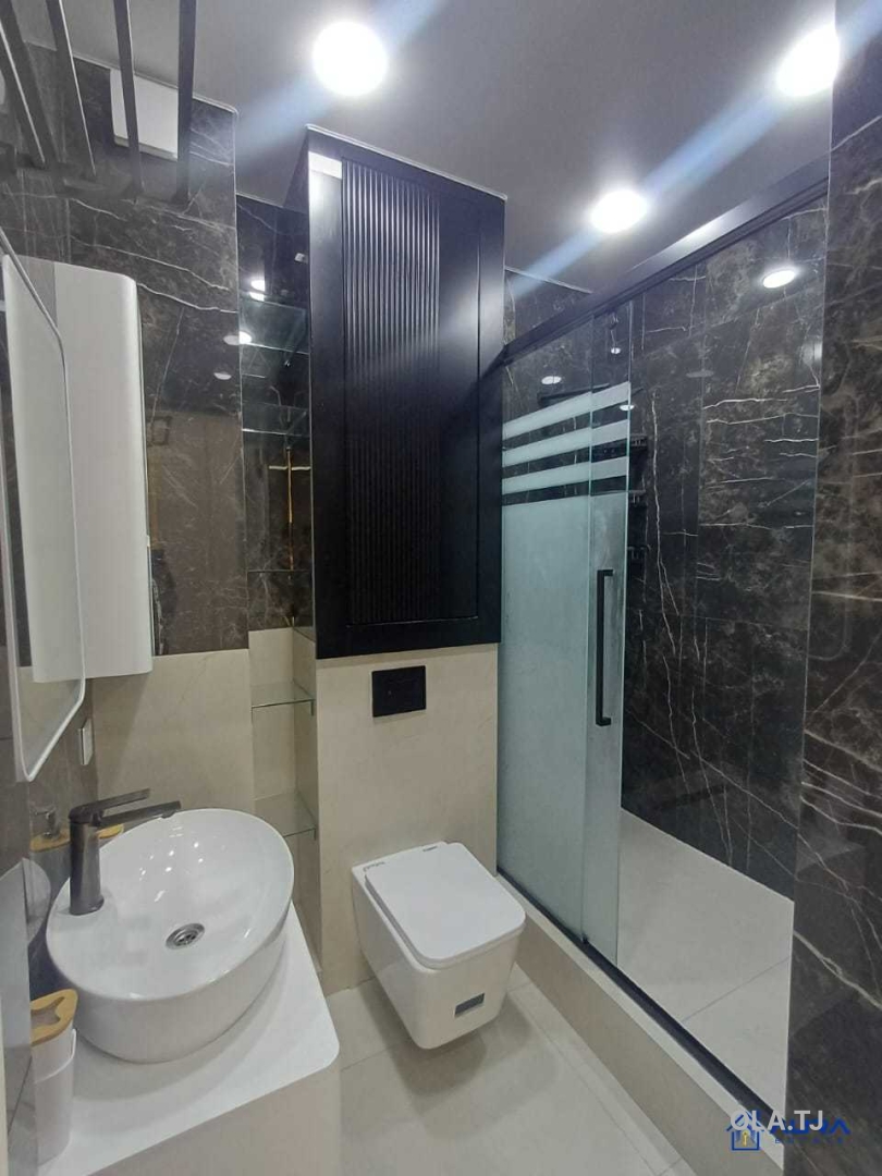 2 комнатная квартира, 16 этаж, 84 м²