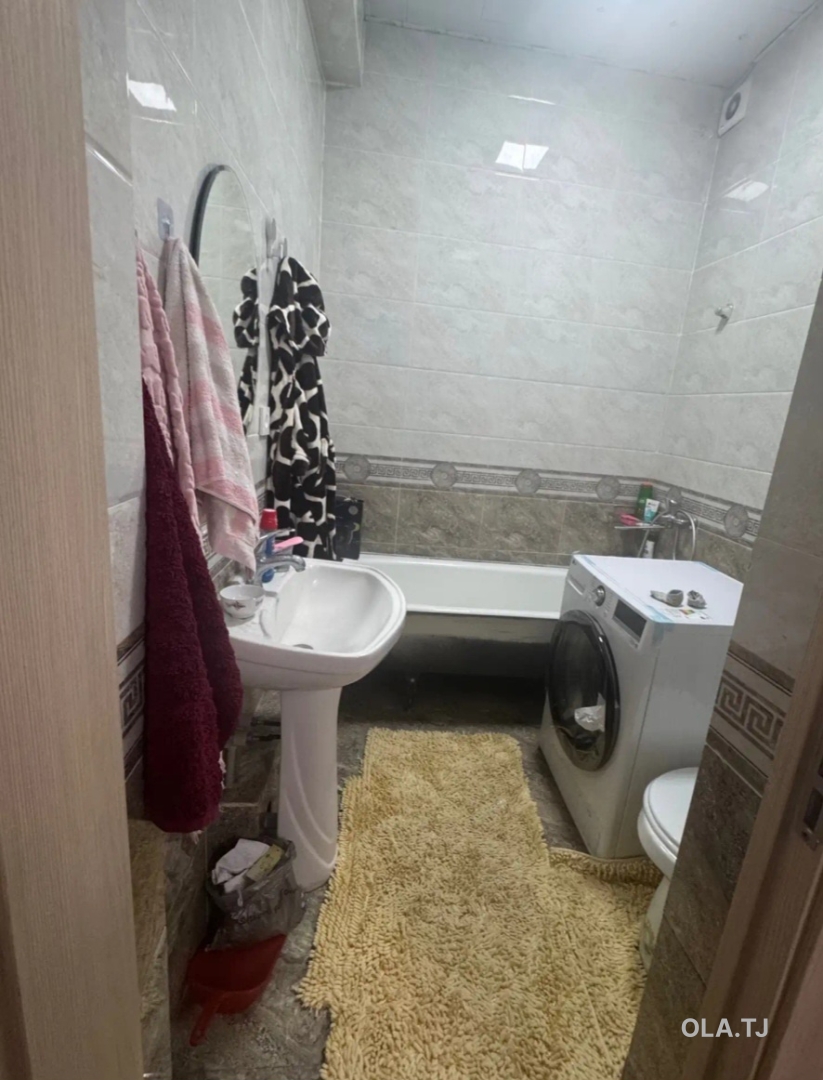 Комната в 3 комнатной квартире, 7/,
