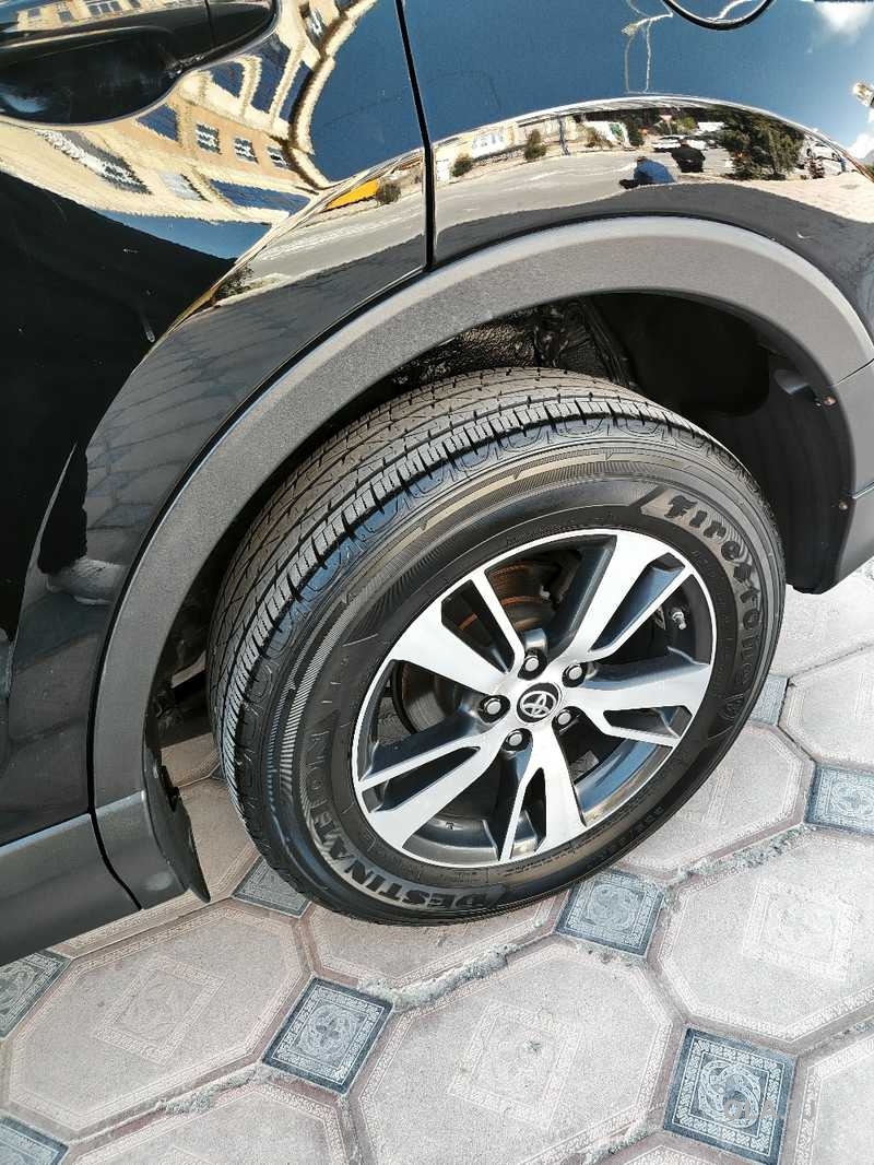 Toyota RAV4,  2017