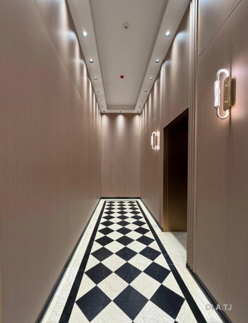 6 комнатная квартира, 4 этаж, 417 м²