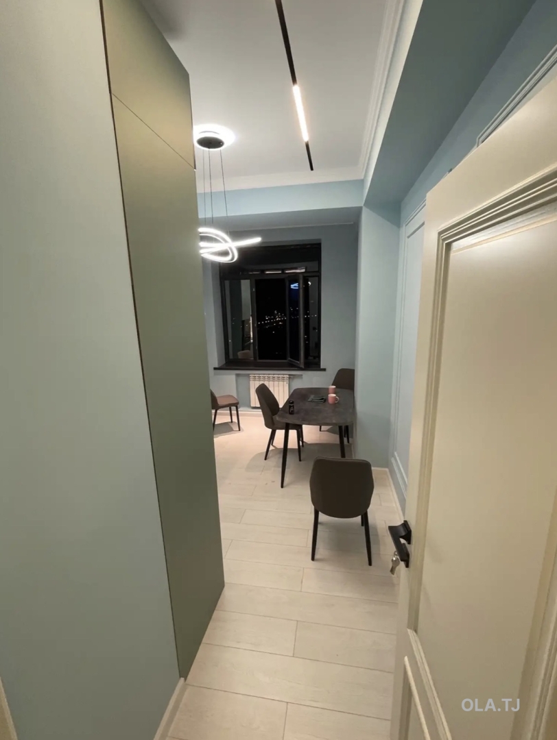 2 комнатная квартира, 17 этаж, 70 м²