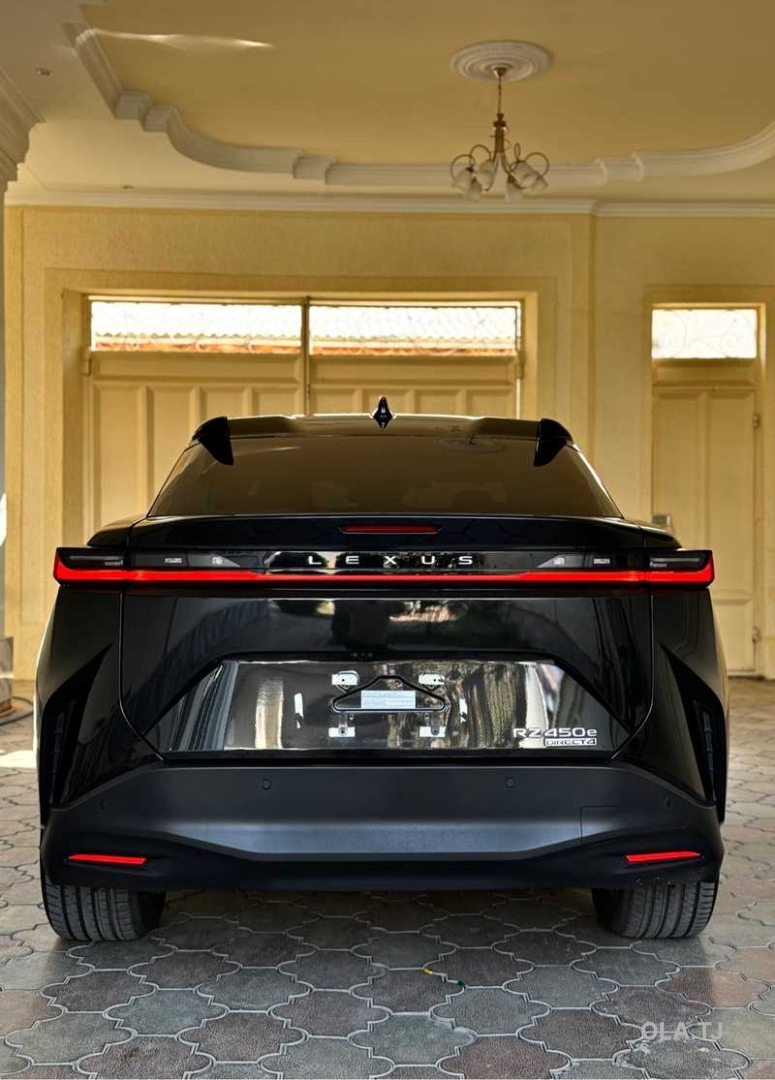 Lexus Другая модель,  2024