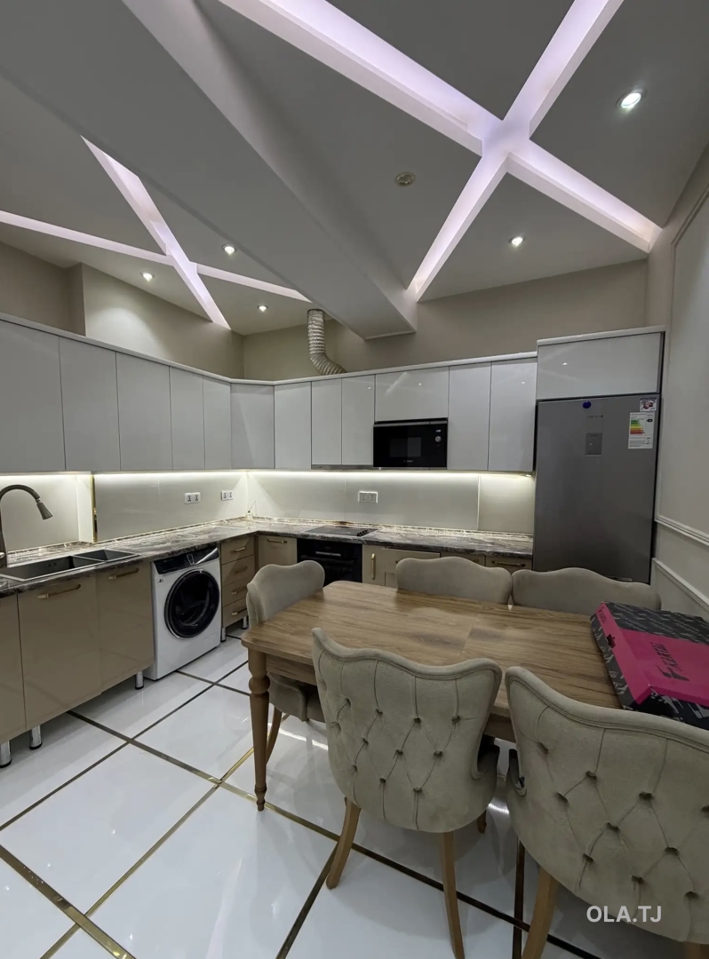 2 комнатная квартира, 13 этаж, 93 м²