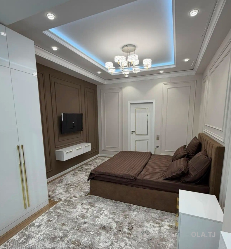 4 комнатная квартира, 10, 138 м²