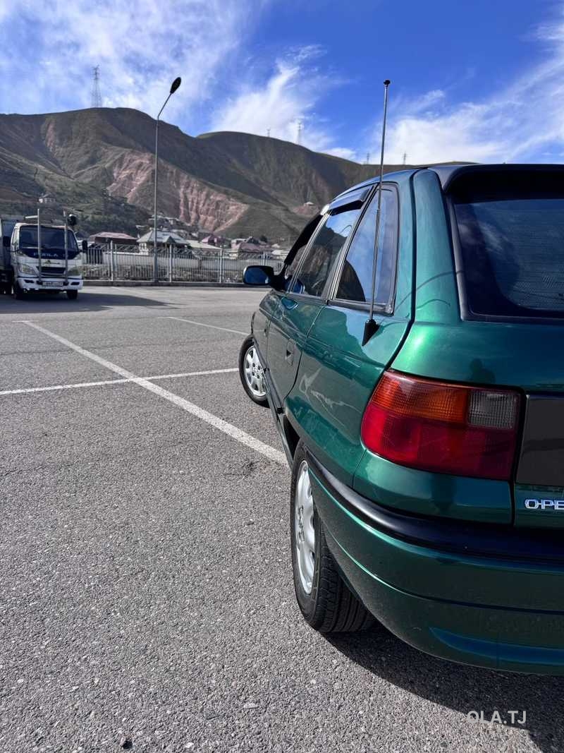 Opel Astra F,  1996