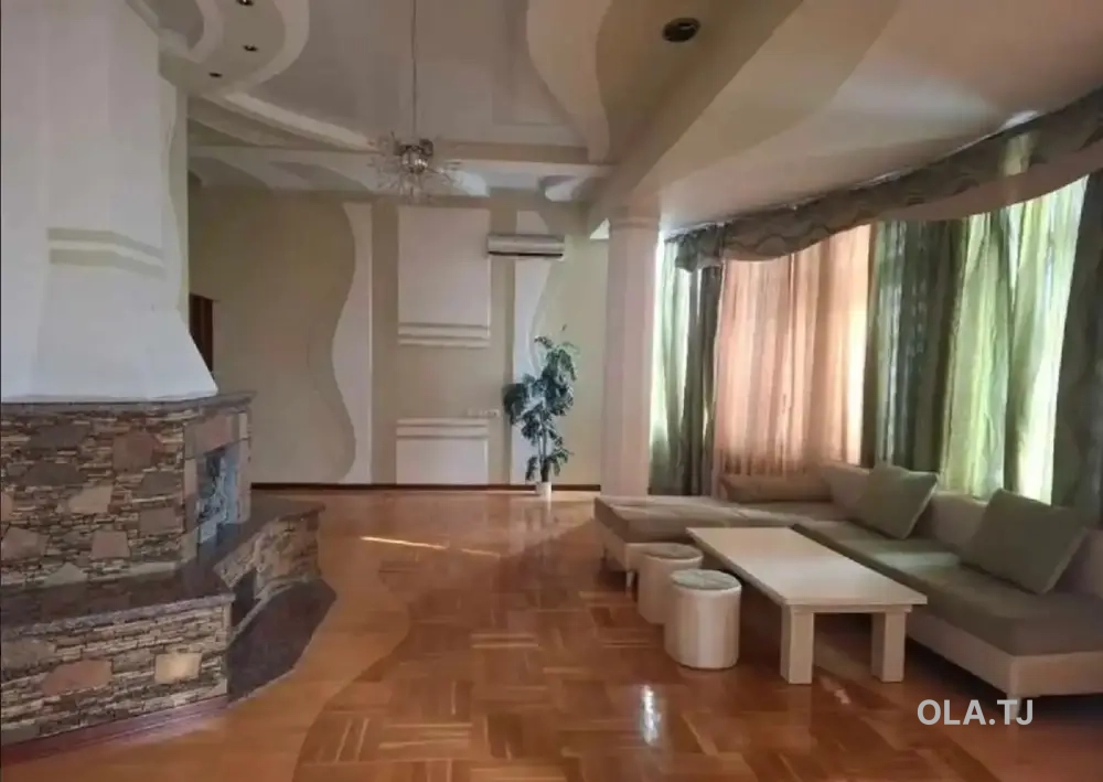 5 комнатная квартира, 5 этаж, 200 м²