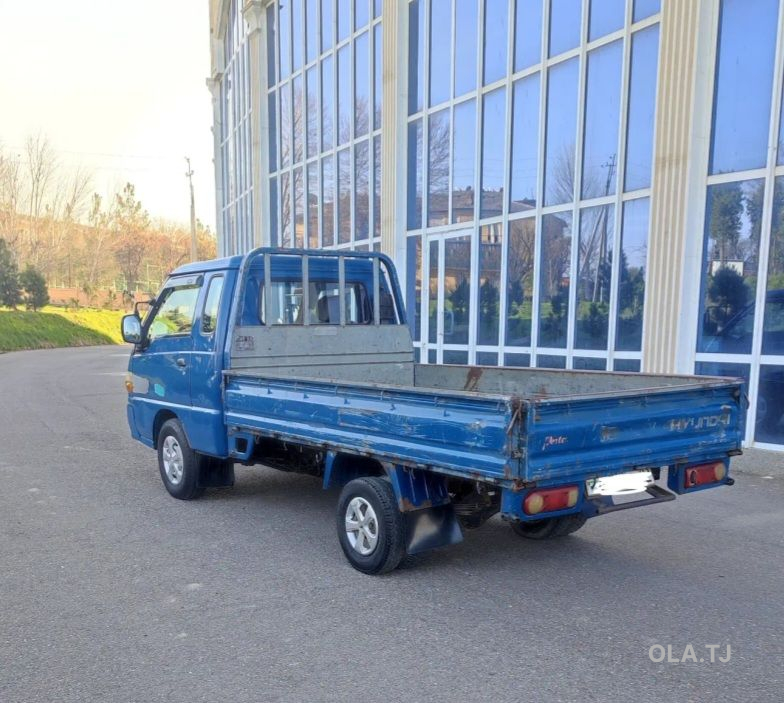 Бортовой автомобиль Hyundai Porter 1,2000