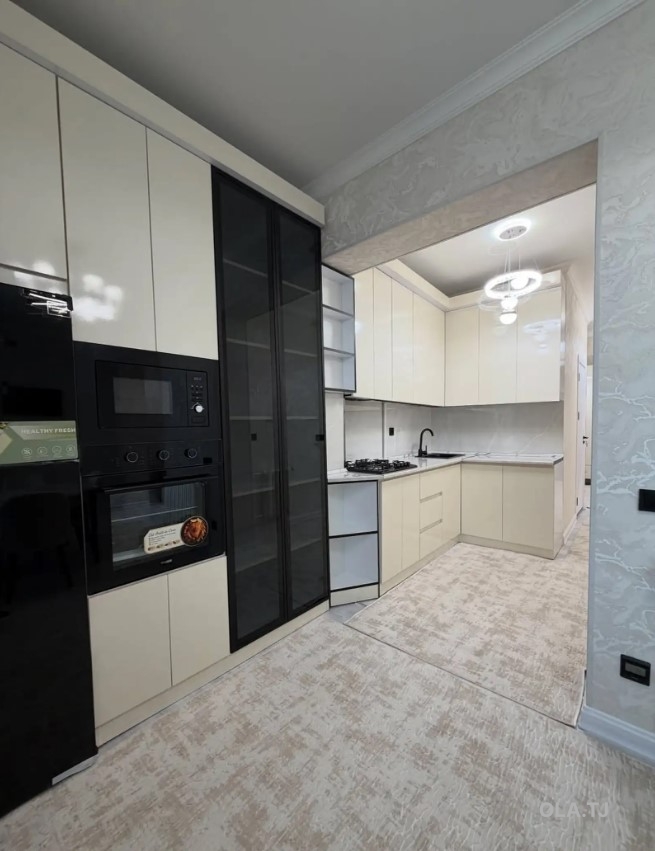 2 комнатная квартира, 4 этаж, 77 м²