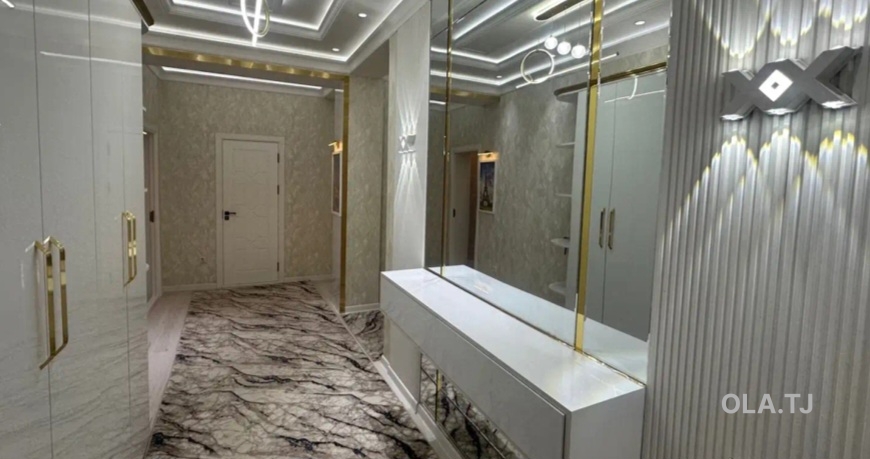 3 комнатная квартира, 2 этаж, 111 м²