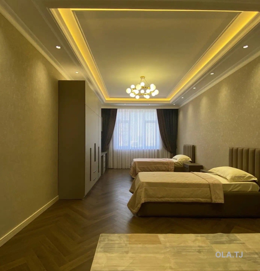 3 комнатная квартира, 15 этаж, 148 м²